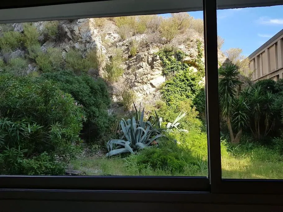 Appartement T2 Proximite Mer, Vallon Des Auffes à Marseille 0*,  France